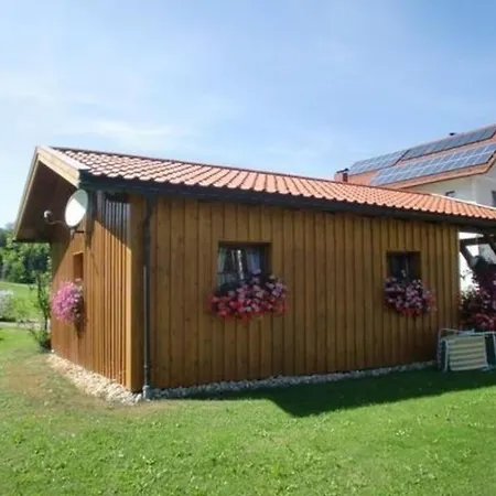 In Mit Grill Und Terrasse Holiday home Rohrnbach